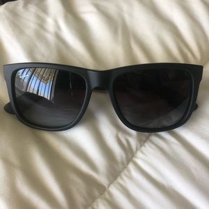 Ray-Ban Justin Sunglasses Classic
